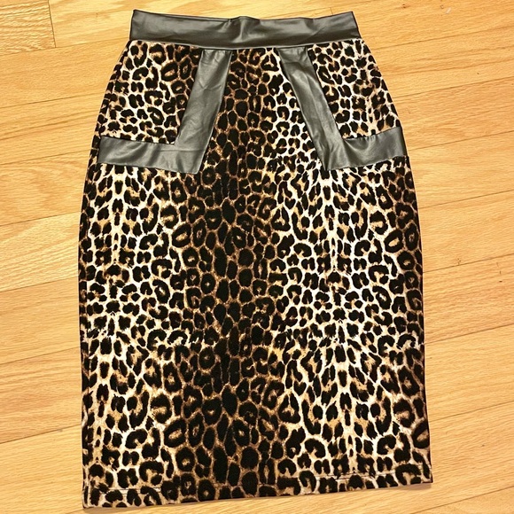 Top Ten USA Leopard Print Pencil Skirt - Picture 1 of 10
